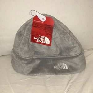 Grey fuzzy north face hat